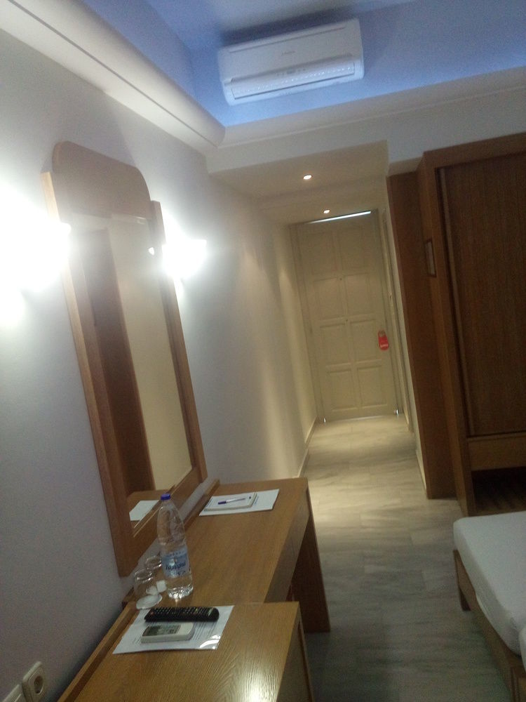 Anita Beach Hotel- Adults Only Rethymno Exteriör bild