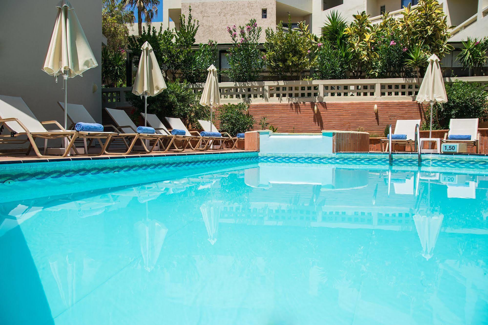 Anita Beach Hotel- Adults Only Rethymno Exteriör bild